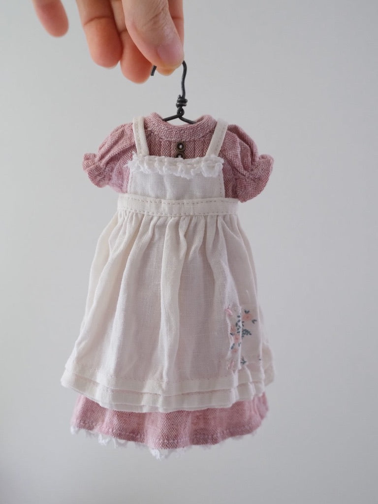 Gathered dress and Linen apron