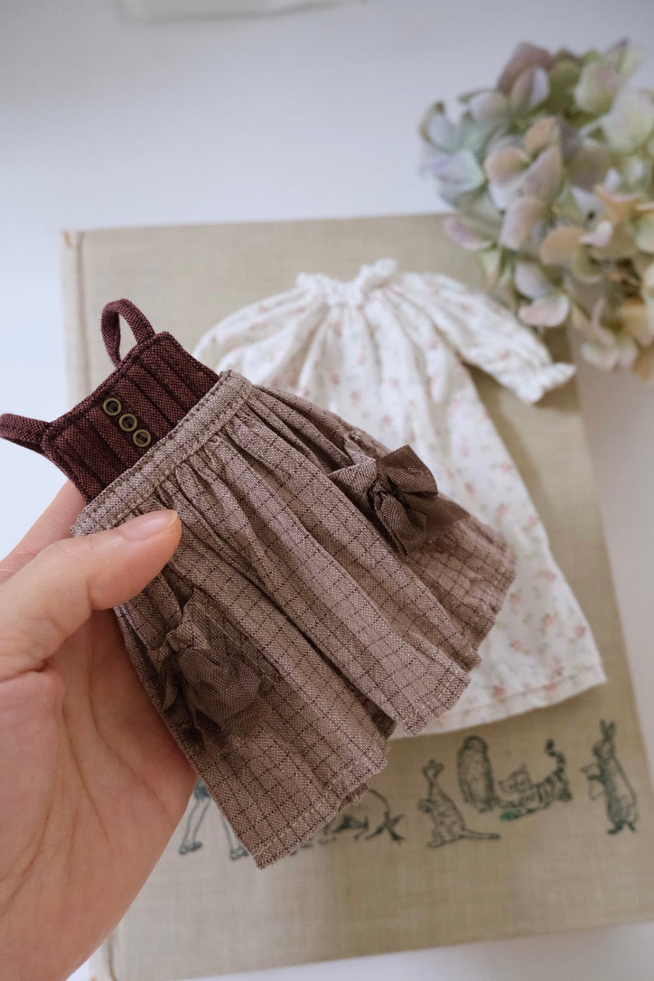 Floral dress and pinafore apron