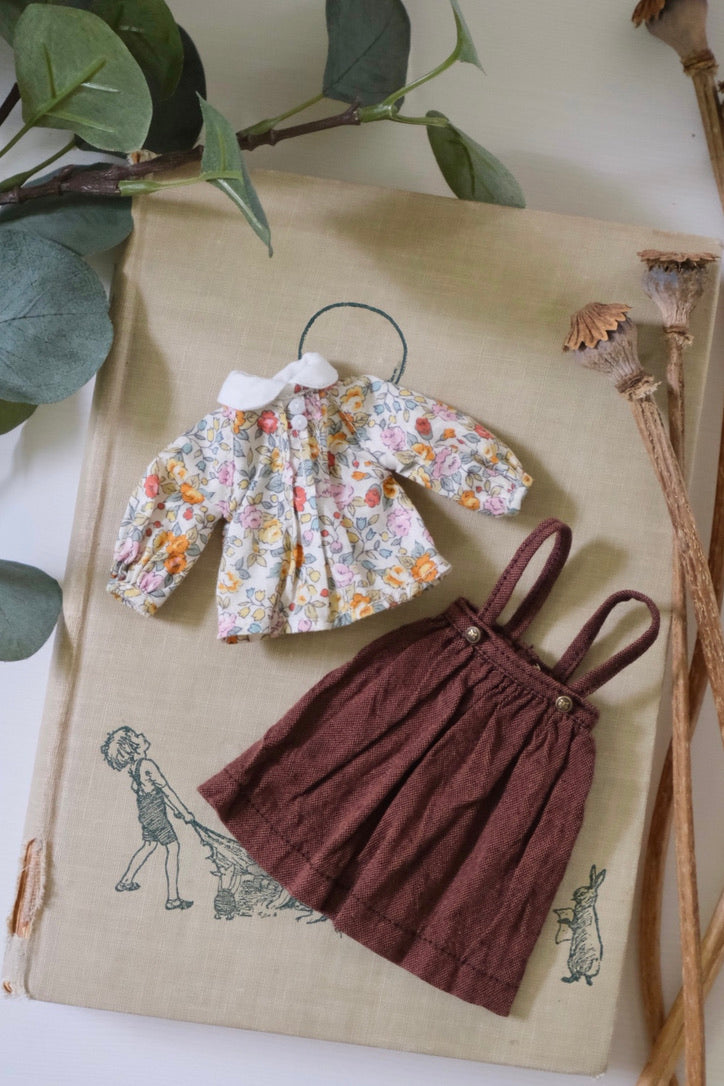 Floral blouse and jump skirt