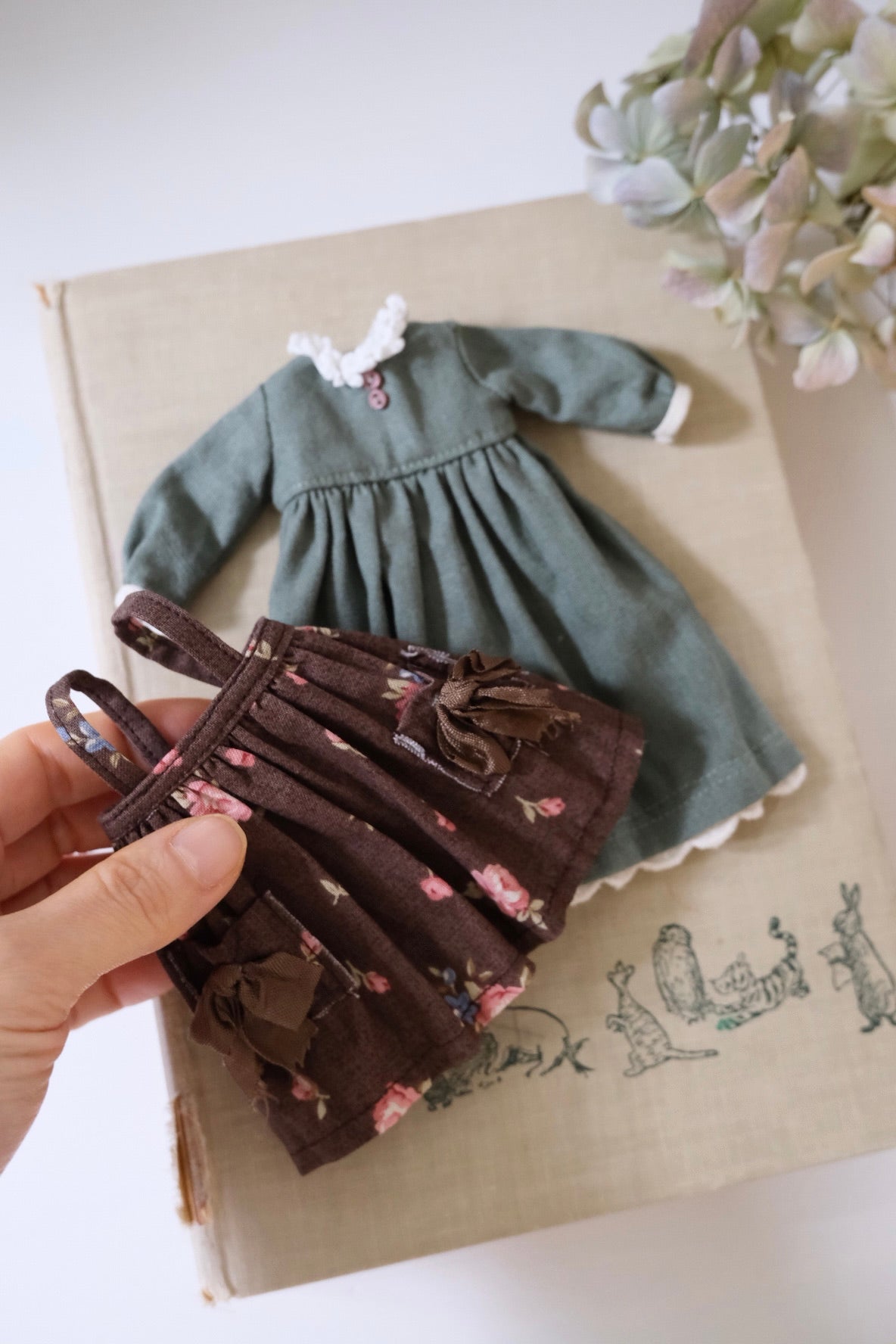 Dress and apron