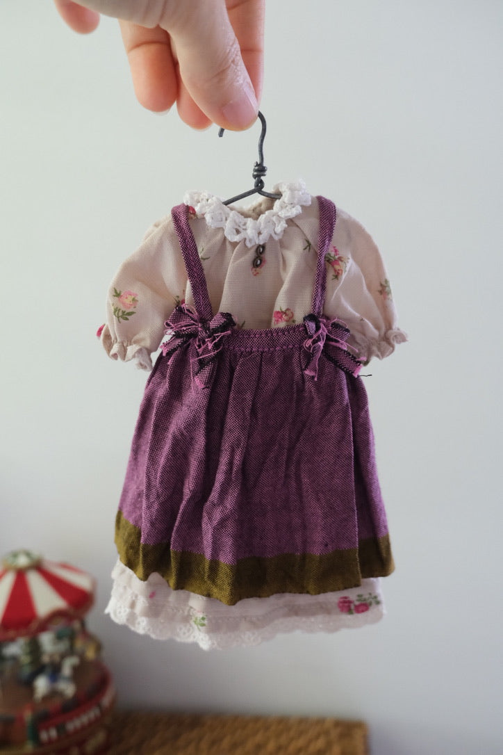 Gathered neck dress and apron_Purple