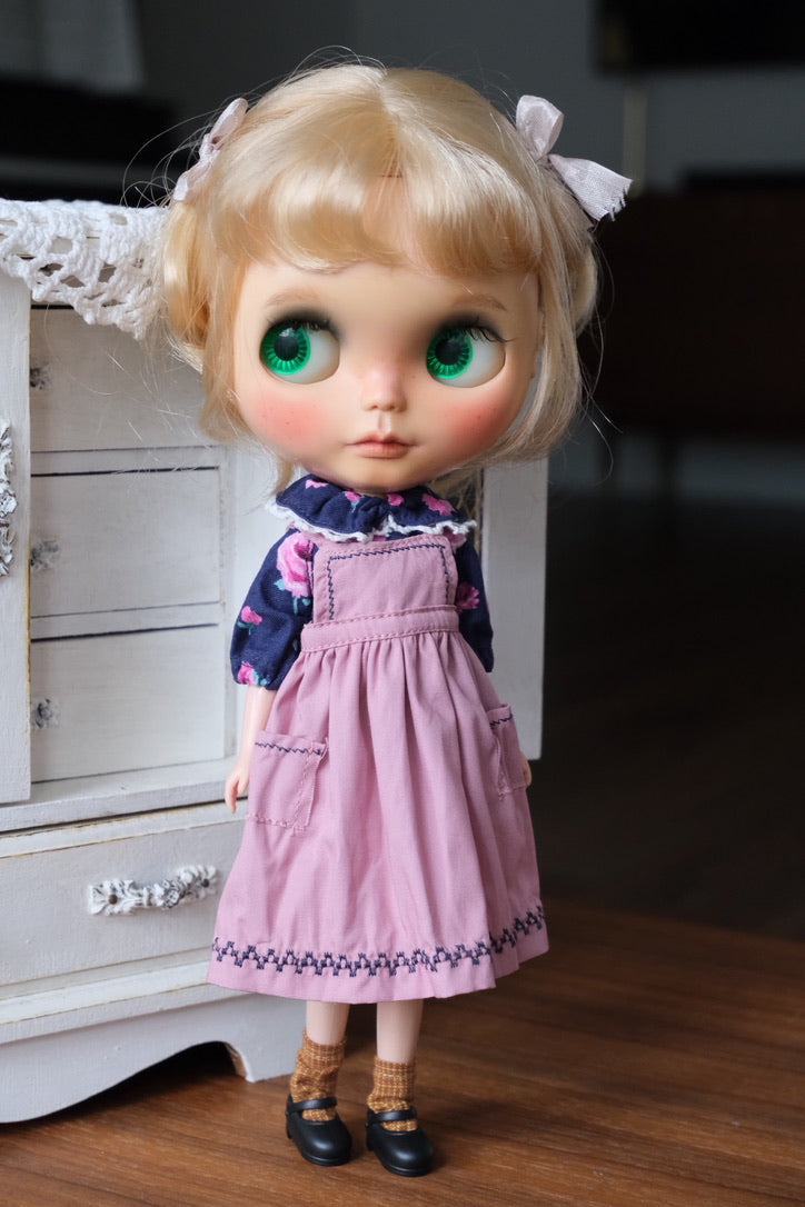 Pinafore dress and floral blouse _ Pink