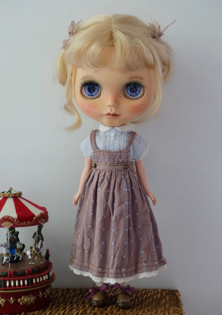 Collared blouse and jump skirt