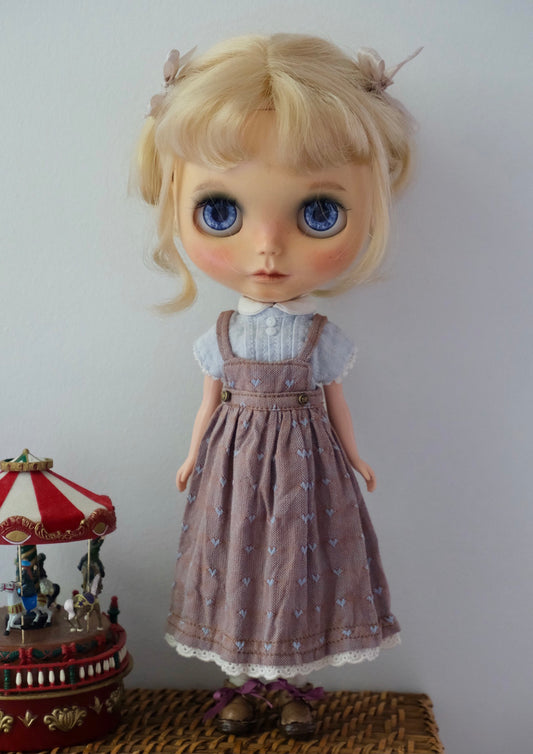 Collared blouse and jump skirt