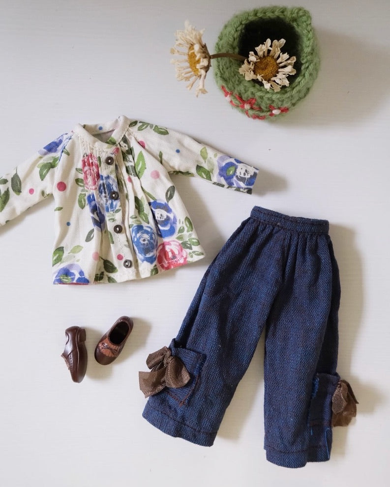 Floral jacket and wide pants _ Floral