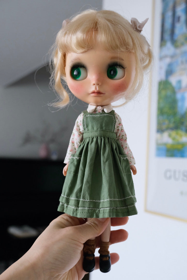 Pinafore dress and floral shirt _ Green