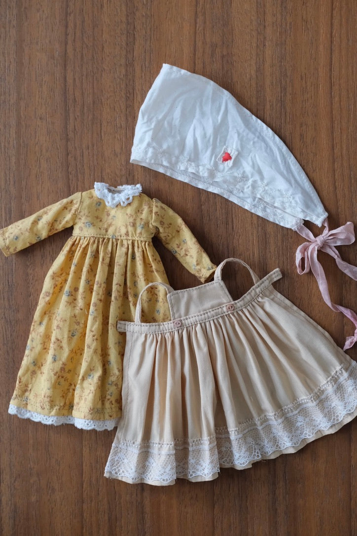 Little bonnet girl set _ Yellow beige floral